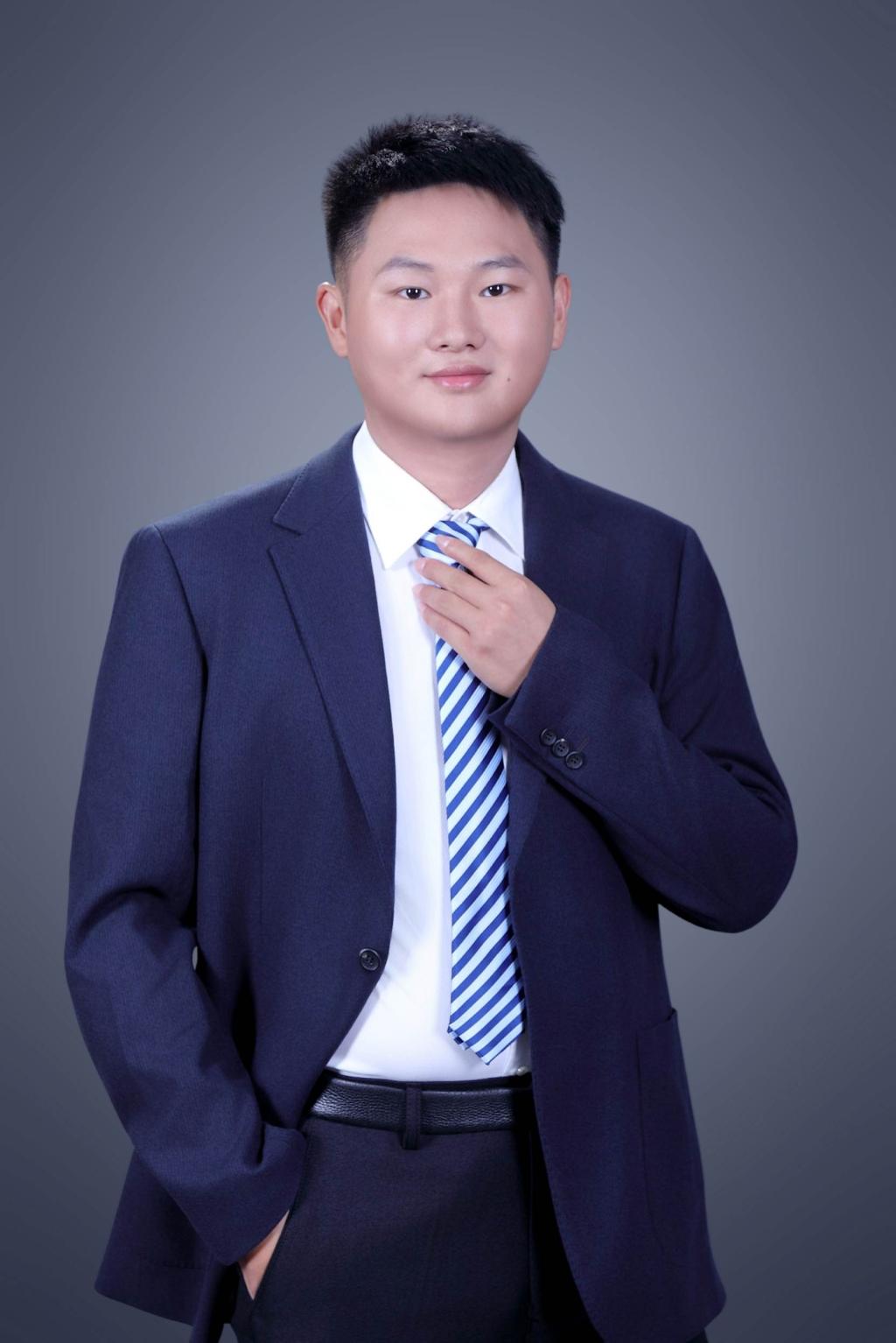 洪铠邦